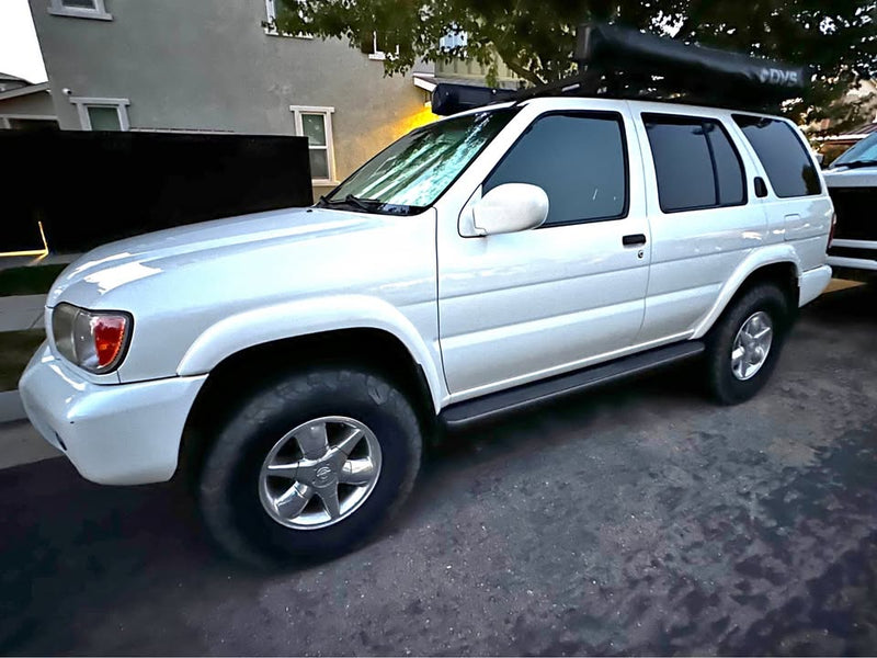 2001 Nissan Pathfinder · LE Sport Utility 4D (photo 1) — photo 1