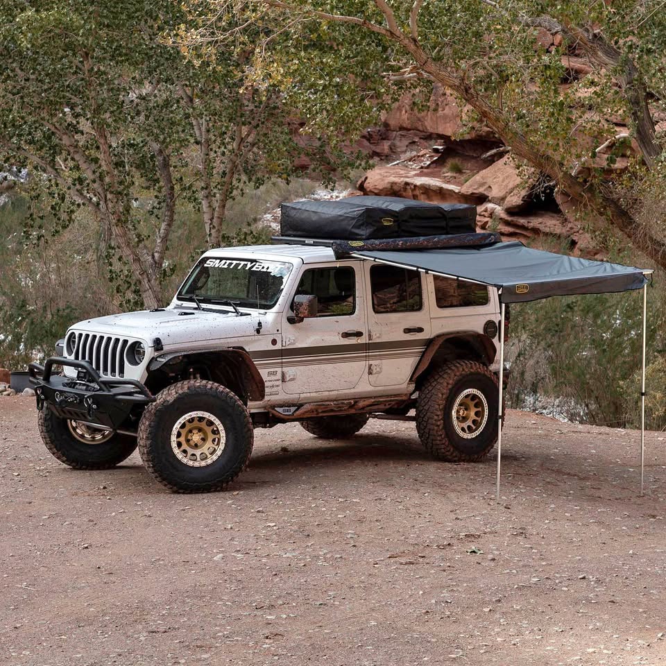 Smittybilt 2587 6” awning in Roseville, CA (photo 1) — photo 1