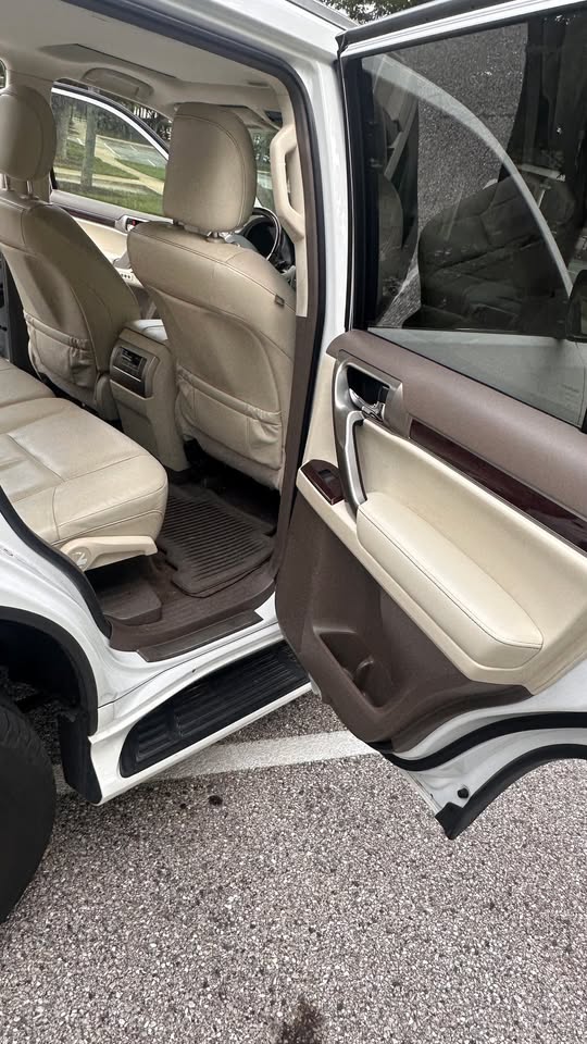 2018 Lexus GX460 in Crofton, MD (photo 10) — photo 10