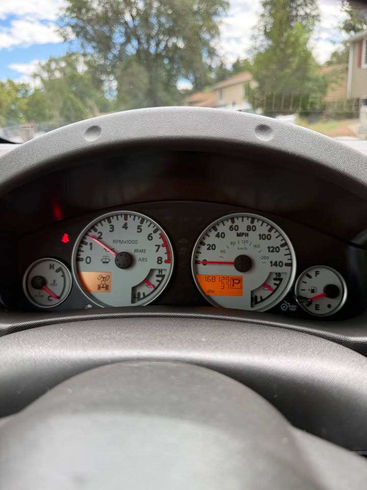 2012 Nissan Xterra · PRO-4X Sport Utility 4D in Denver, CO (photo 5) — photo 5