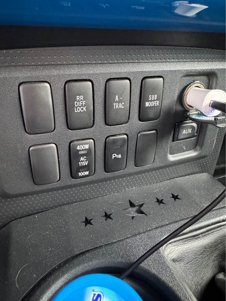 2010 Toyota FJ Cruiser · Sport Utility 2D in Pensacola, FL (photo 9) — photo 9