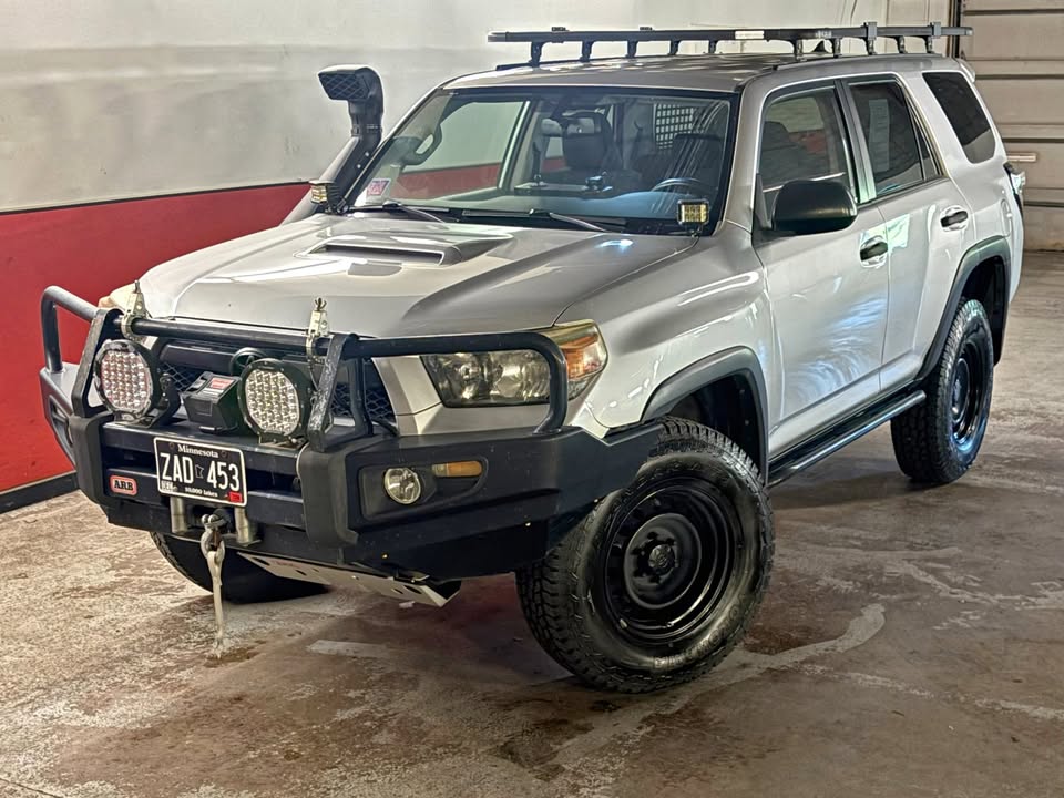 2010 Toyota 4runner in Eden Prairie, MN (photo 1)