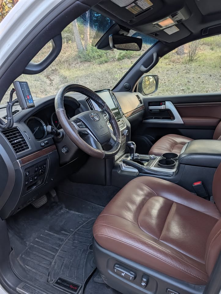 2017 Toyota Landcruiser in Parker, CO (photo 11) — photo 11