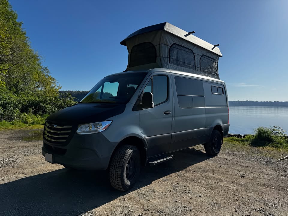 2020 Mercedes Benz (Freightliner-branded) sprinter 4x4 in Bainbridge Island, WA (photo 3)