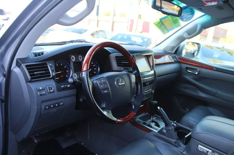 2008 Lexus LX570 in Sacramento, CA (photo 5) — photo 5