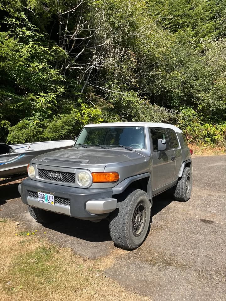 2009 Toyota FJ Cruiser (photo 7) — photo 7
