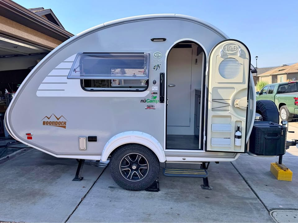 2021 NuCamp TAB 320S Boondock Travel Trailer (photo 1)