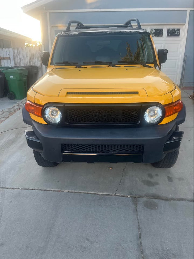2007 Toyota FJ Cruiser · Sport Utility 2D — photo 2