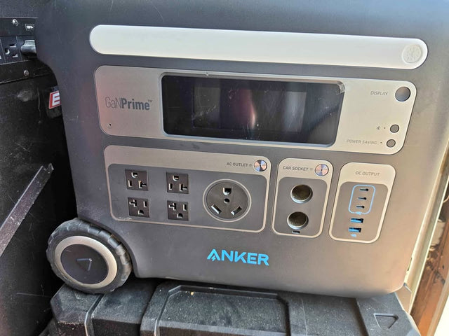 Anker F2000 (Powerhouse 767) Portable Power Station and Bluetti PS120 portable s (photo 1)