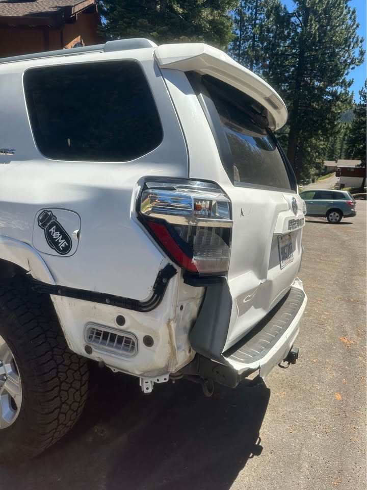 2017 Toyota 4Runner · SR5 Sport Utility 4D (photo 1)