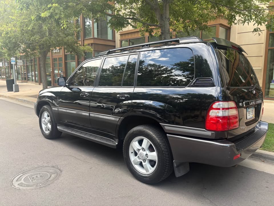 2005 Toyota Landcruiser · Heritage Edition Sport Utility 4D in Denver, CO (photo 3) — photo 3