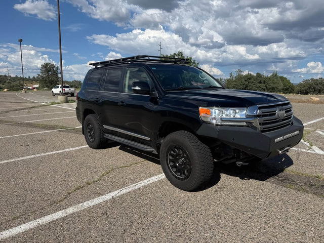 2017 Toyota Landcruiser · Land Cruiser — photo 3