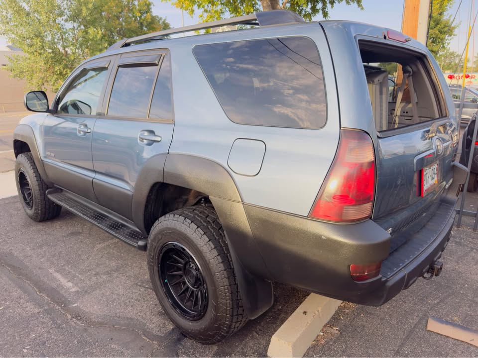 2004 Toyota 4Runner · SR5 in Denver, CO (photo 5) — photo 5