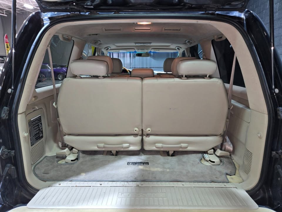 2004 Lexus LX 470 Leather - Clean Carfax in Addison, IL (photo 10) — photo 10