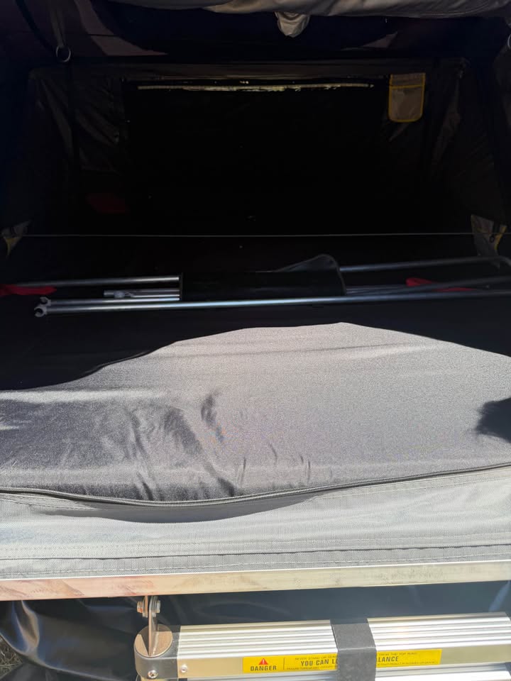 Smittybilt GEN2 Overlander Tent XL w/canopy in Pleasant Grove, UT (photo 3) — photo 3