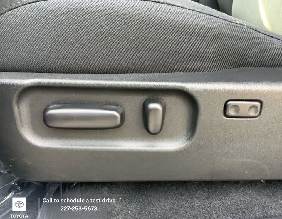 2023 Toyota Tacoma TRD Off-Road V6 in Frederick, MD (photo 12) — photo 12