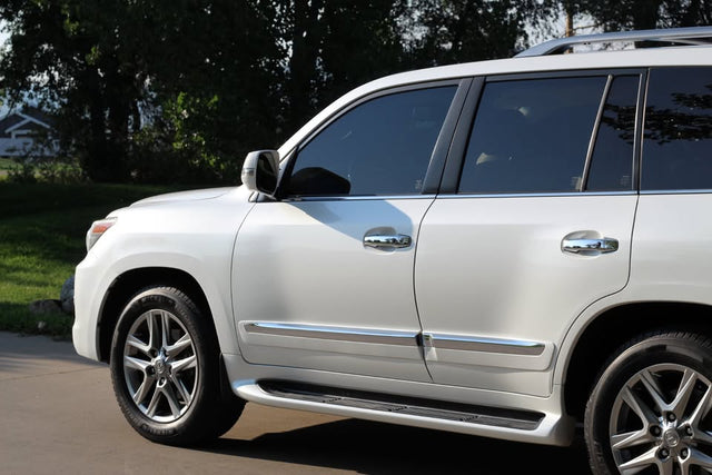 2013 Lexus LX · LX 570 Sport Utility 4D — photo 3