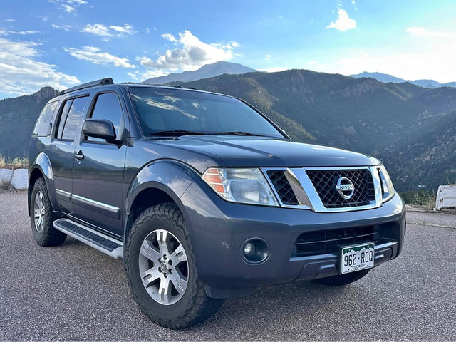 2011 Nissan Pathfinder · Silver Edition Sport Utility 4D in Colorado Springs, CO (photo 1)