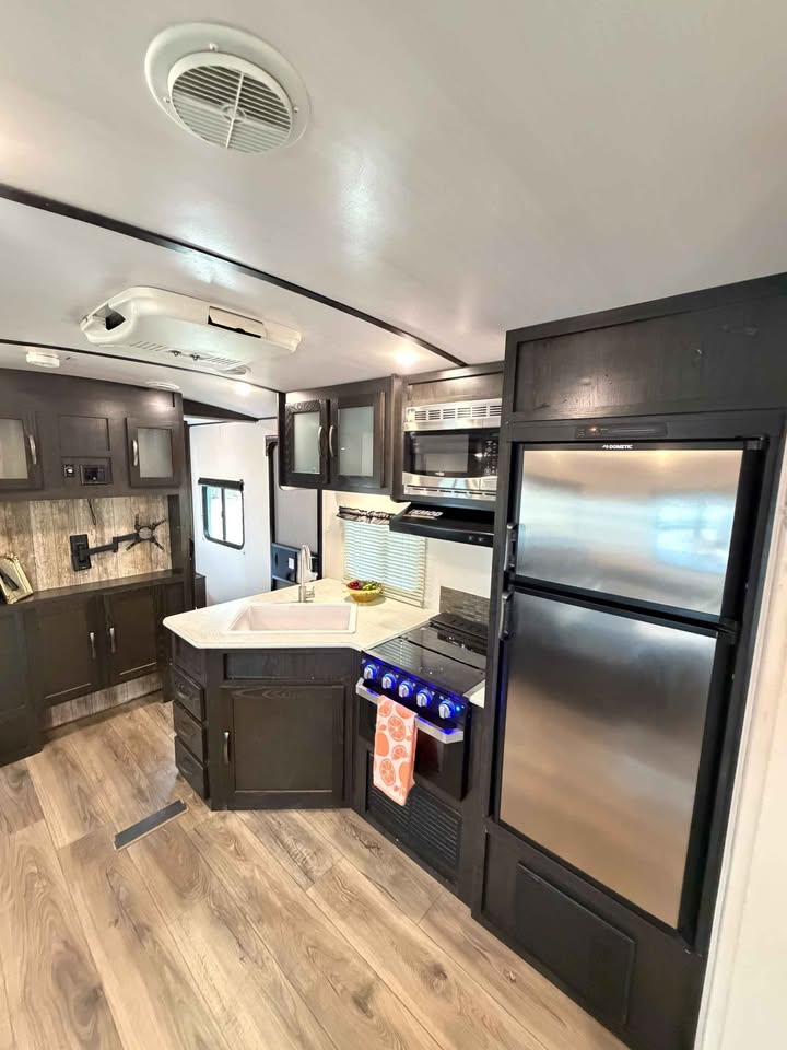 2019 Intech Legend RV 33 pies in San Antonio, TX (photo 10) — photo 10