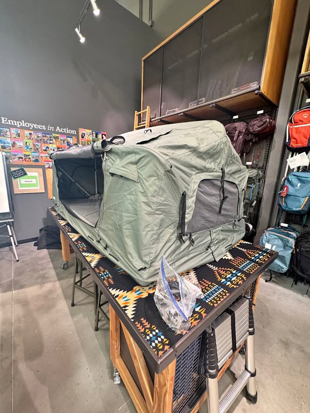 thule Tepui foothill roof top tent in Harrisburg, PA (photo 1)