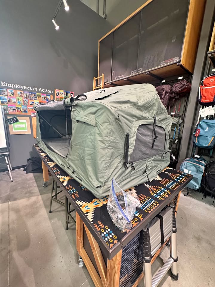 thule Tepui foothill roof top tent in Harrisburg, PA (photo 1) — photo 1