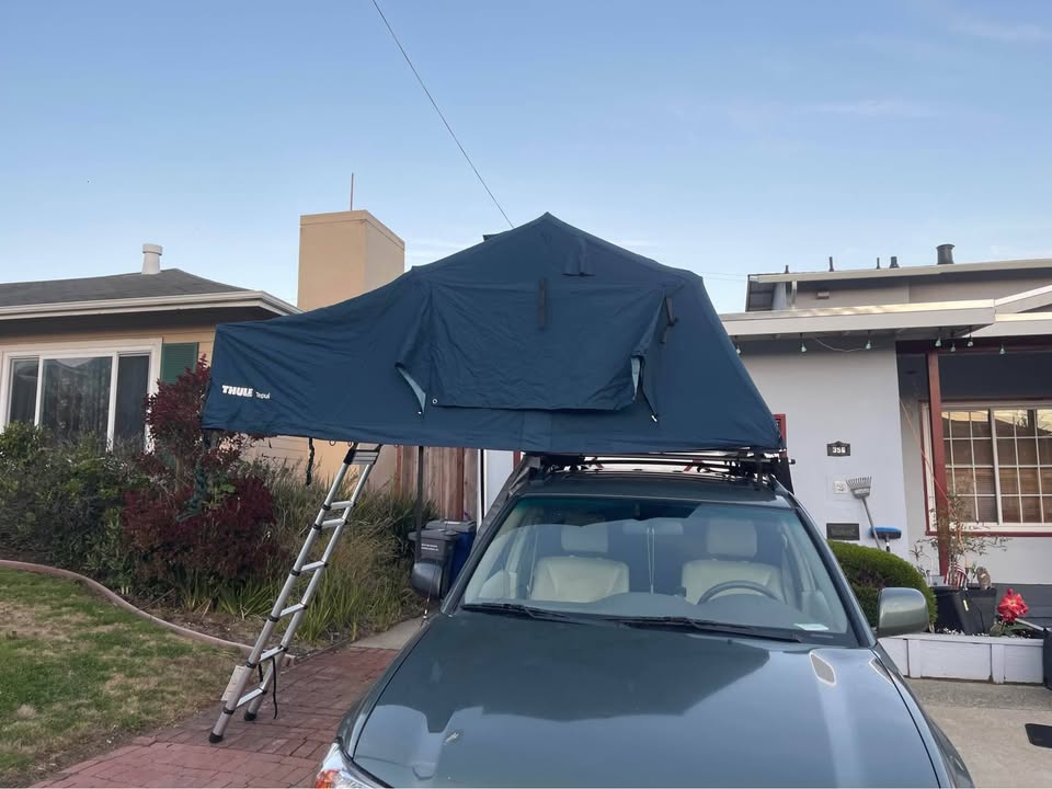 Thule Tepui Rooftop tent in South San Francisco, CA (photo 8) — photo 8