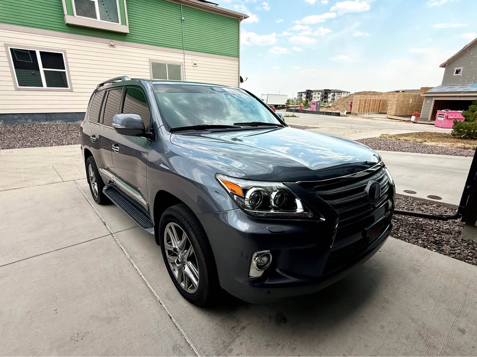2015 Lexus LX · 570 (photo 3) — photo 3