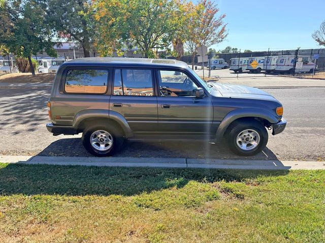 1994 Toyota Landcruiser · Sport Utility 4D in Livermore, CA (photo 1)