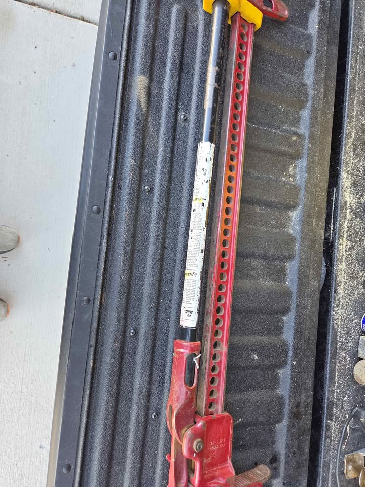 Hi lift jack in Sparks, NV (photo 1) — photo 1
