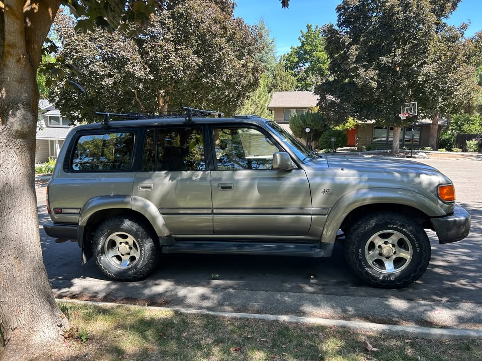 1997 Toyota Landcruiser in Boise, ID (photo 4) — photo 4