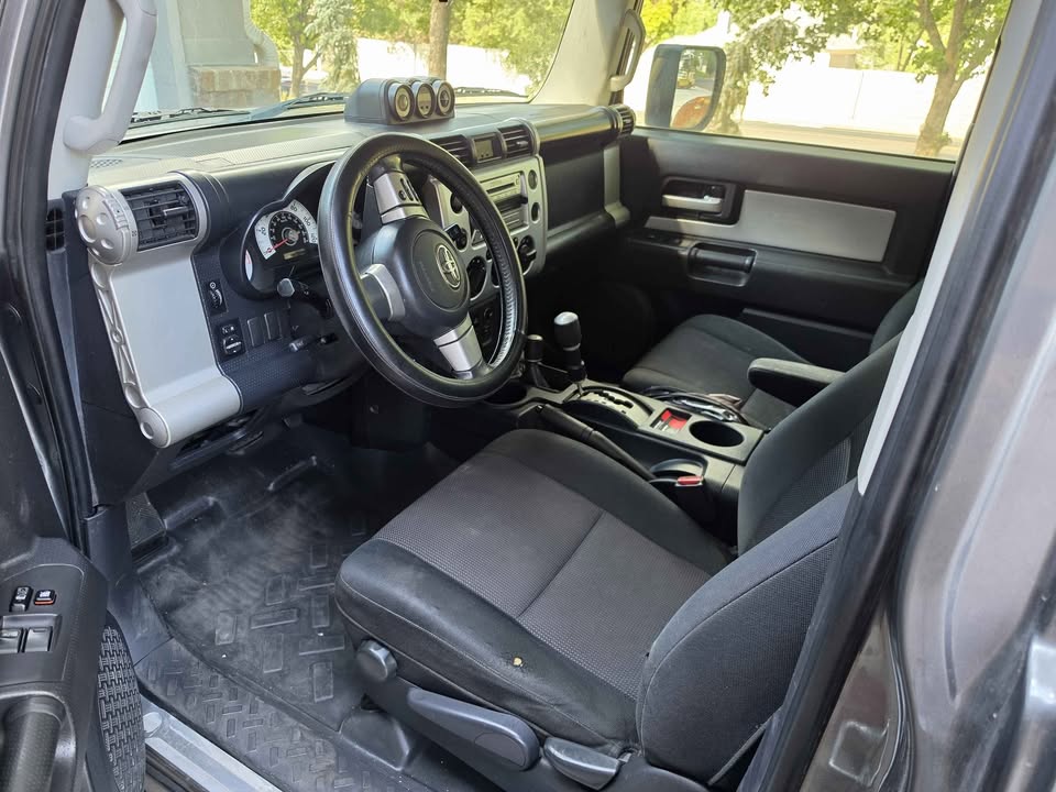2007 Toyota FJ Cruiser in Sandy, UT (photo 11)