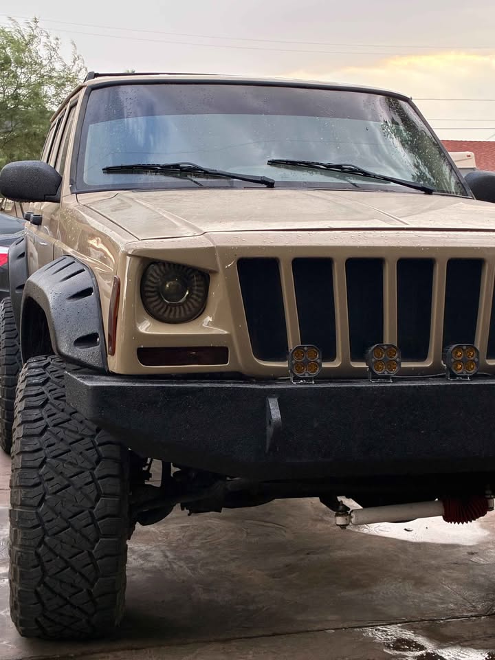 1998 Jeep Cherokee XJ in Phoenix, AZ (photo 11) — photo 11