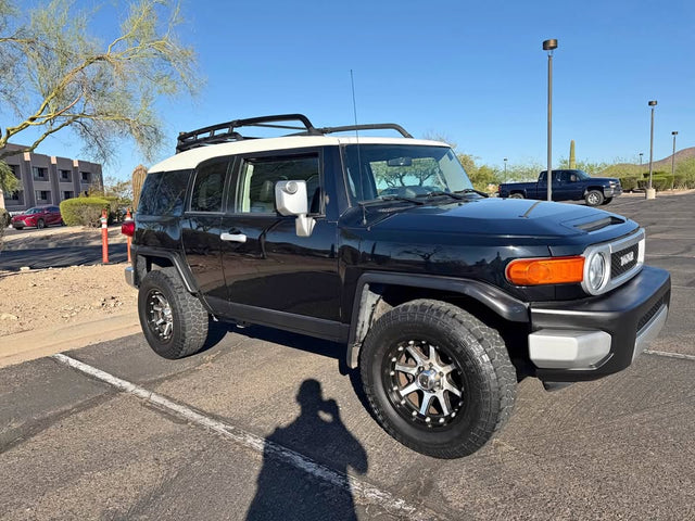 2008 Toyota FJ Cruiser · Sport Utility 2D in El Mirage, AZ (photo 1)