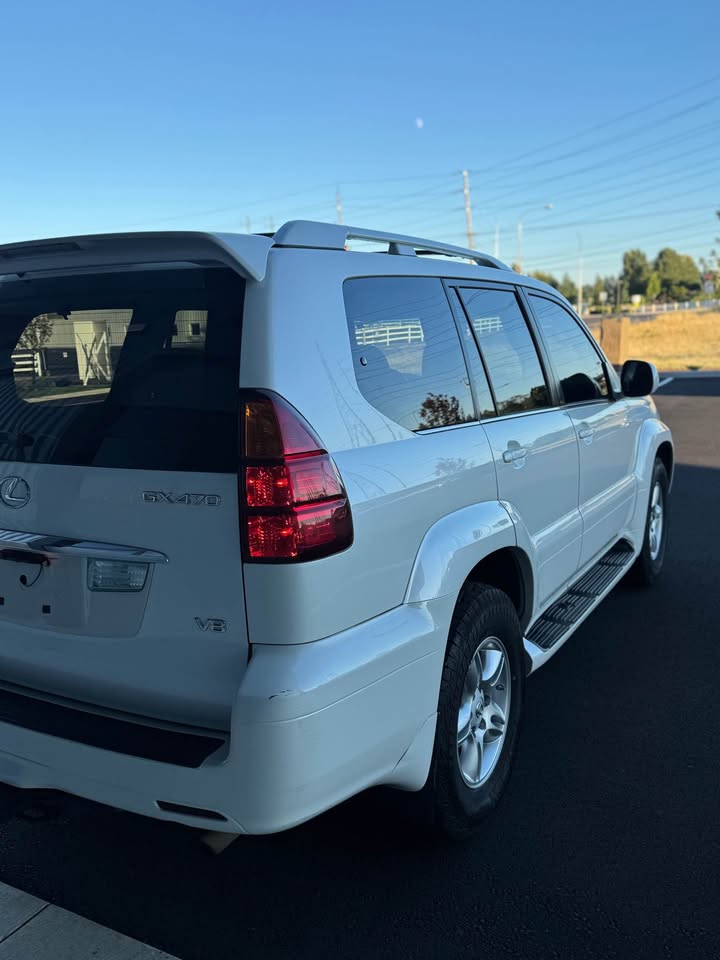 2004 Lexus GX · GX 470 Sport Utility 4D (photo 5) — photo 5
