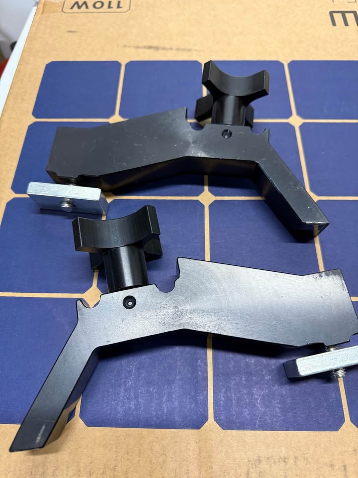 Hi-Lift Jack Bed Rail Mounts – 2005-2015 Toyota Tacoma Utility Track in Bremerton, WA (photo 2) — photo 2