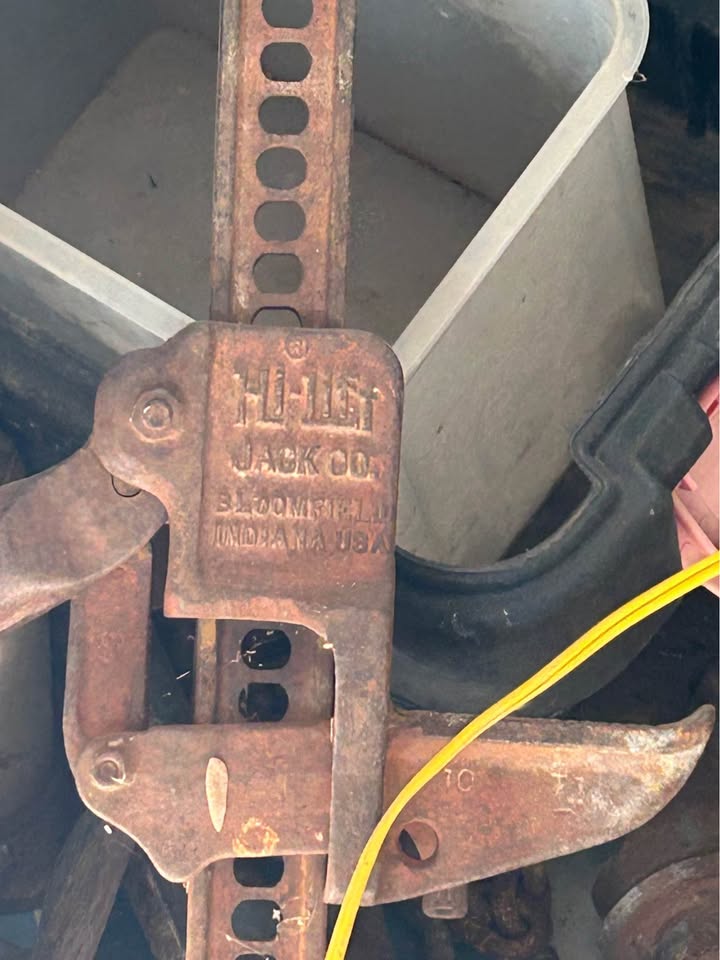 vintage Hi-Lift / Handyman Farm Jack i have 2 jacks in Vernal, UT (photo 2) — photo 2