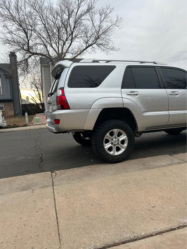 2005 Toyota 4Runner · Sport Utility 4D — photo 2