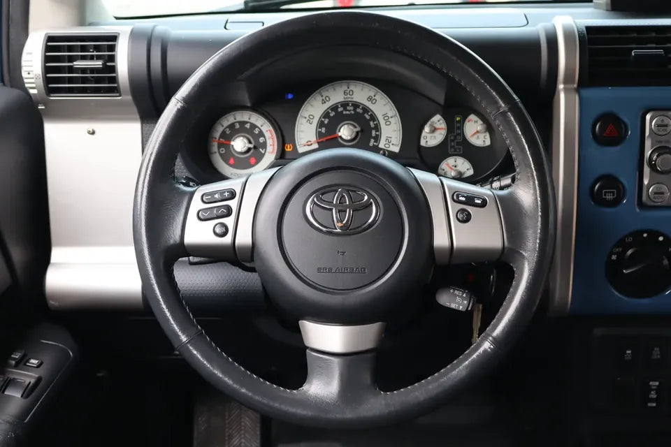 2011 Toyota FJ Cruiser in Aurora, CO (photo 9) — photo 9