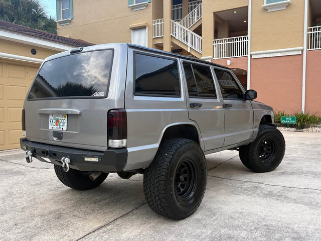 2001 Jeep Cherokee · Classic Sport Utility 4D — photo 3