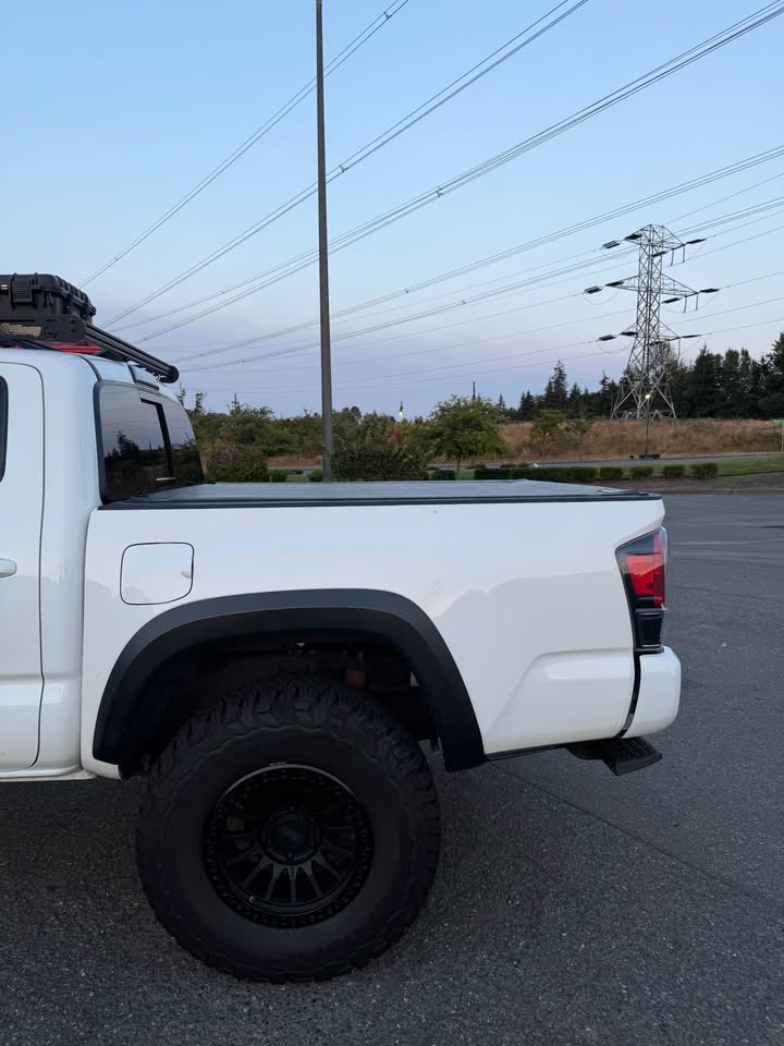 2017 Toyota Tacoma Double Cab · TRD PRO in Federal Way, WA (photo 4) — photo 4