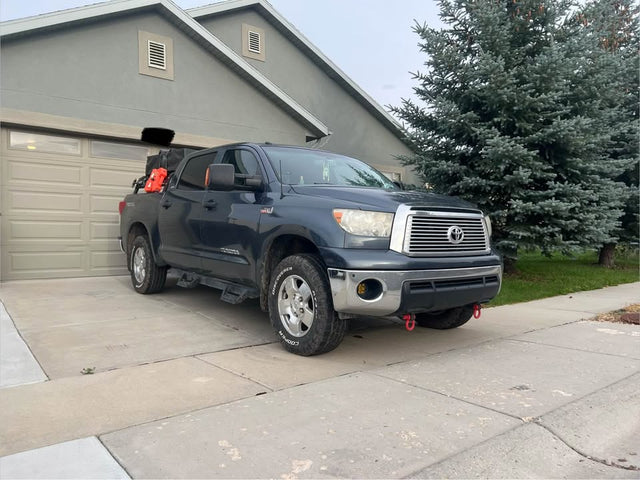 2010 Toyota Tundra CrewMax · SR5 Flex Fuel — photo 3