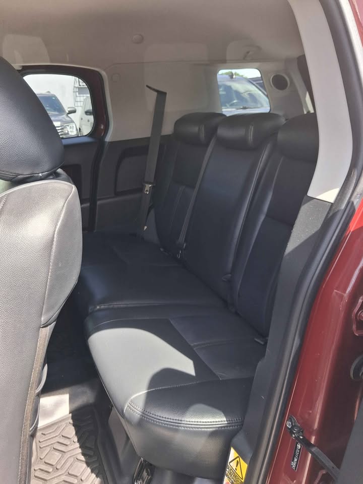 2008 Toyota FJ Cruiser · Sport Utility 2D in Miami, FL (photo 5) — photo 5