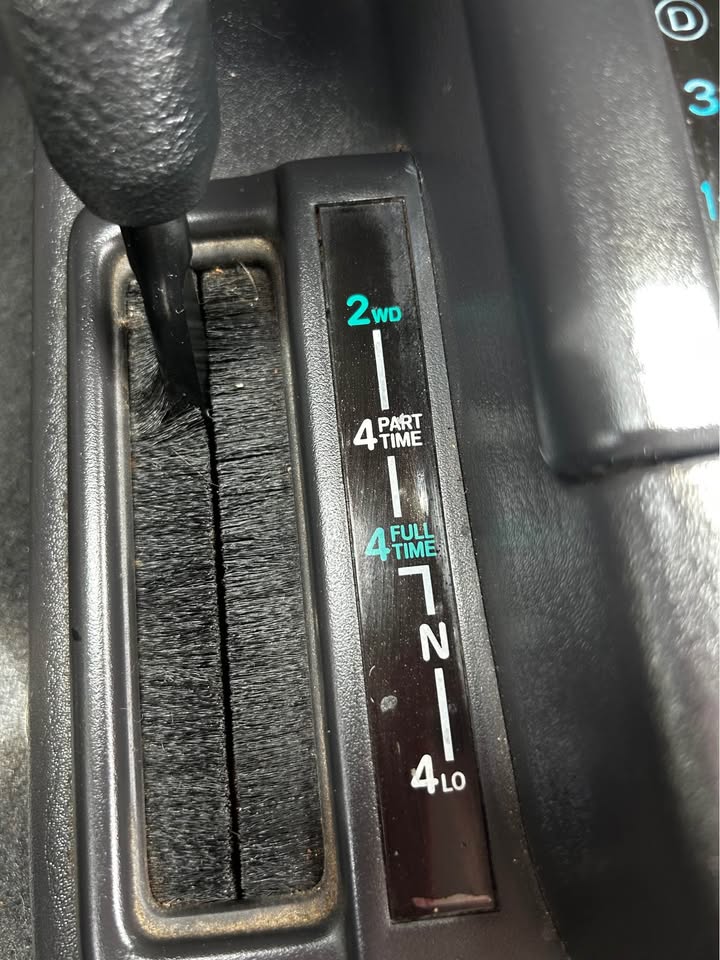 2001 Jeep Cherokee · Sport 4D in Oakland, CA (photo 5) — photo 5