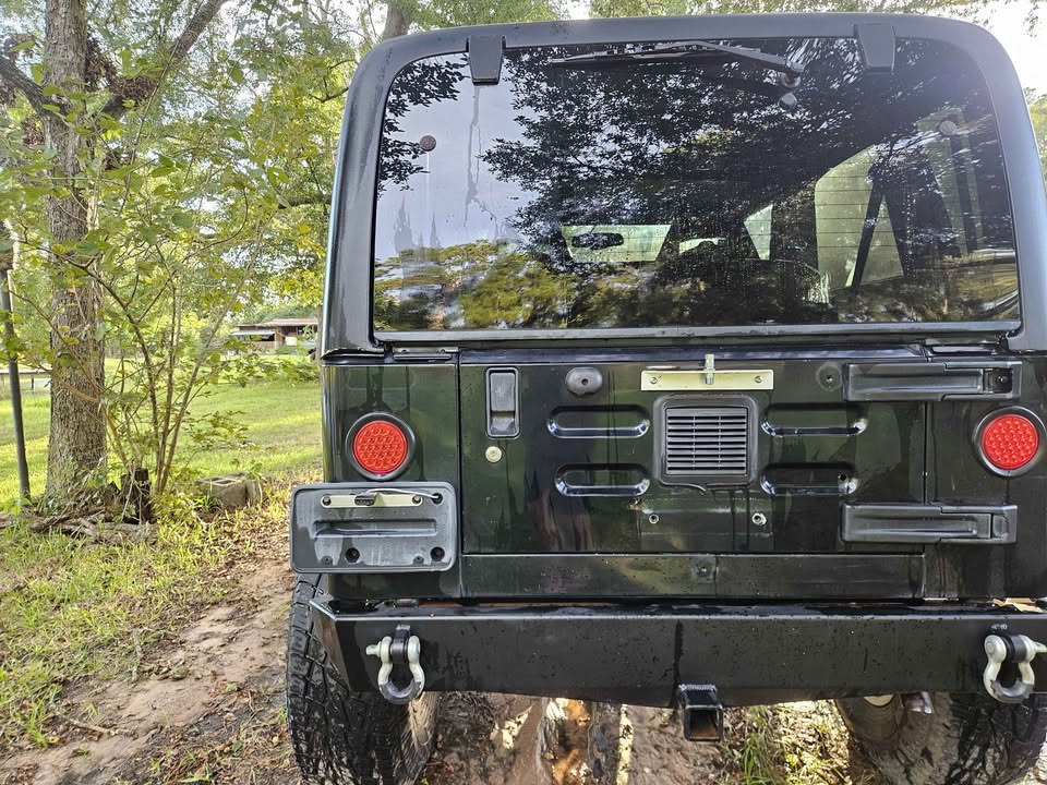 2005 Jeep Wrangler Unlimited · Rubicon Sport Utility 4D in Conroe, TX (photo 3) — photo 3