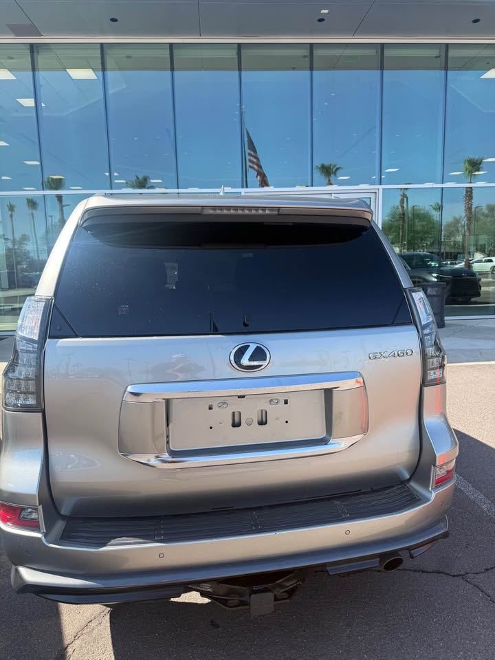 2023 Lexus GX · GX 460 Premium Sport Utility 4D in Mesa, AZ (photo 4)