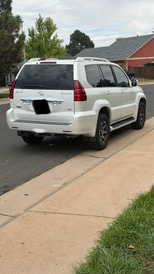 2004 Lexus GX · GX 470 Sport Utility 4D in Denver, CO (photo 4) — photo 4