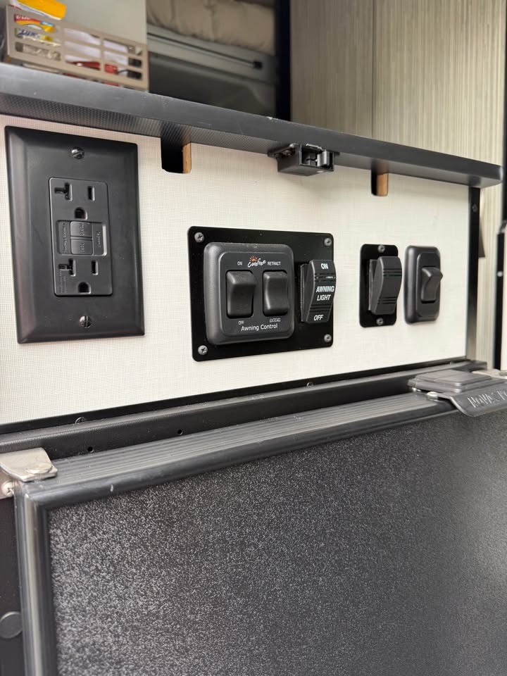 2024 Mercedes-Benz Winnebago REVEL in Steamboat Springs, CO (photo 5) — photo 5