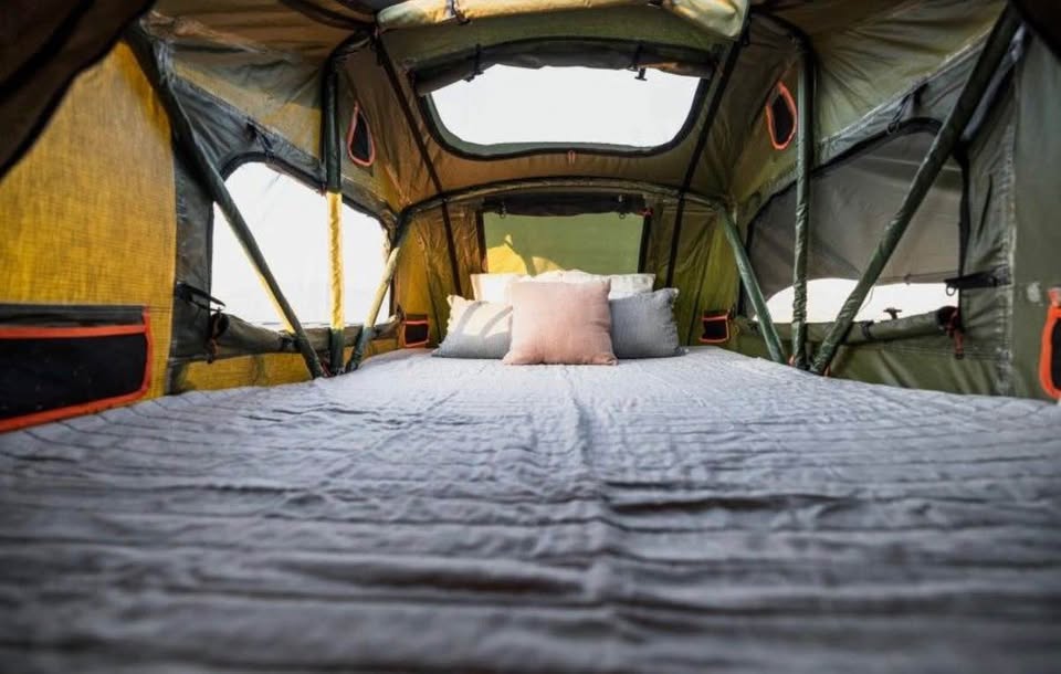 ROAM Adventure Co. Rooftop Tent (Has Damage - SEE PHOTOS) in Phoenix, AZ (photo 2) — photo 2
