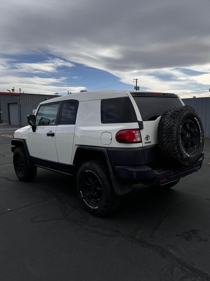 2008 Toyota FJ Cruiser in Provo, UT (photo 3) — photo 3