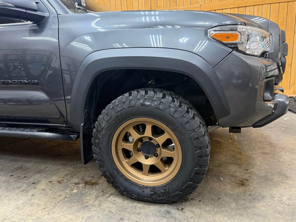 2018 Toyota Tacoma Double Cab · TRD Off-Road Pickup 4D 5 ft in Bremerton, WA (photo 5) — photo 5